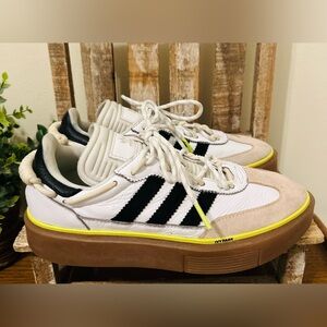 Adidas x Ivy Park Beyonce Lace Up Super Sleek Sneaker White Tan Leather Size 7